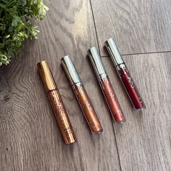 4 Kylie Cosmetics Shimmer Holiday Lipsticks - Picture 8 of 8
